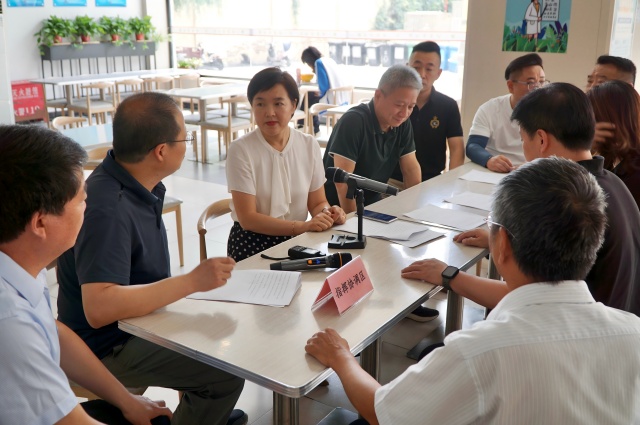 我校启动食品安全突发事件应急预案(1).jpg